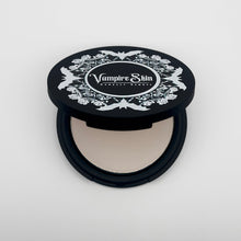 Load image into Gallery viewer, Vampire Skin Translucent Compact Powder
